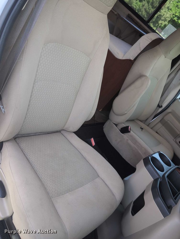 image for item DT1756 2013 Ford F450 RV