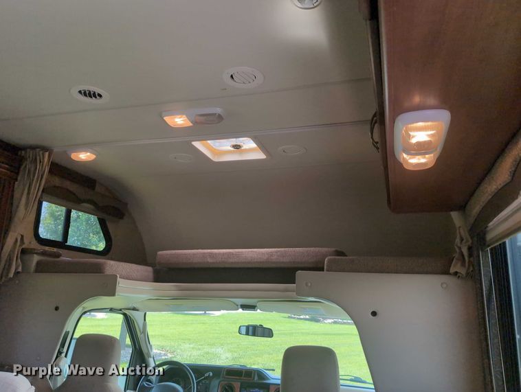image for item DT1756 2013 Ford F450 RV