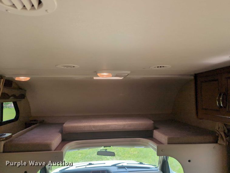 image for item DT1756 2013 Ford F450 RV