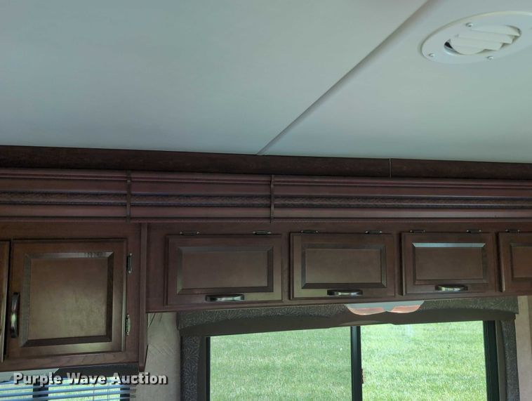 image for item DT1756 2013 Ford F450 RV