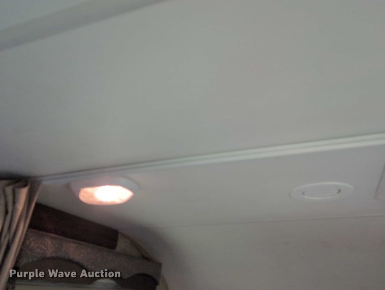 image for item DT1756 2013 Ford F450 RV