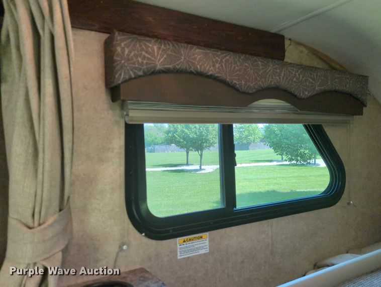 image for item DT1756 2013 Ford F450 RV