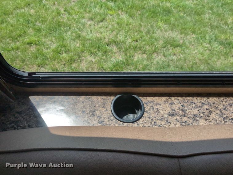 image for item DT1756 2013 Ford F450 RV