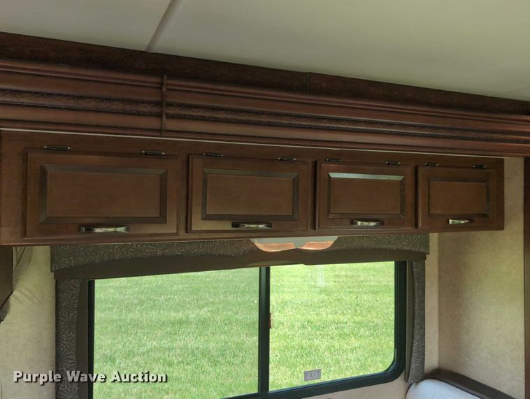 image for item DT1756 2013 Ford F450 RV