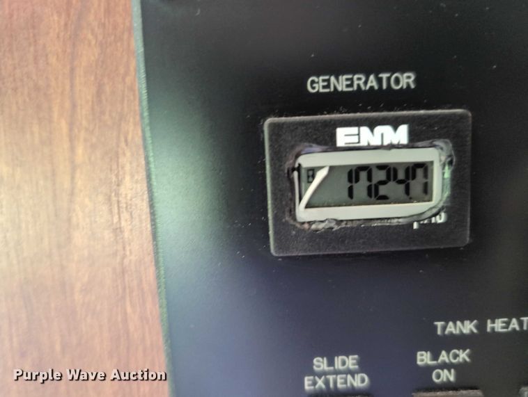 image for item DT1756 2013 Ford F450 RV
