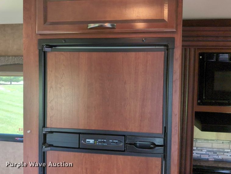 image for item DT1756 2013 Ford F450 RV