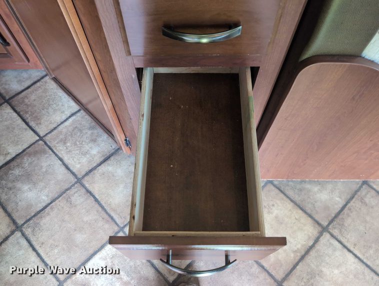 image for item DT1756 2013 Ford F450 RV