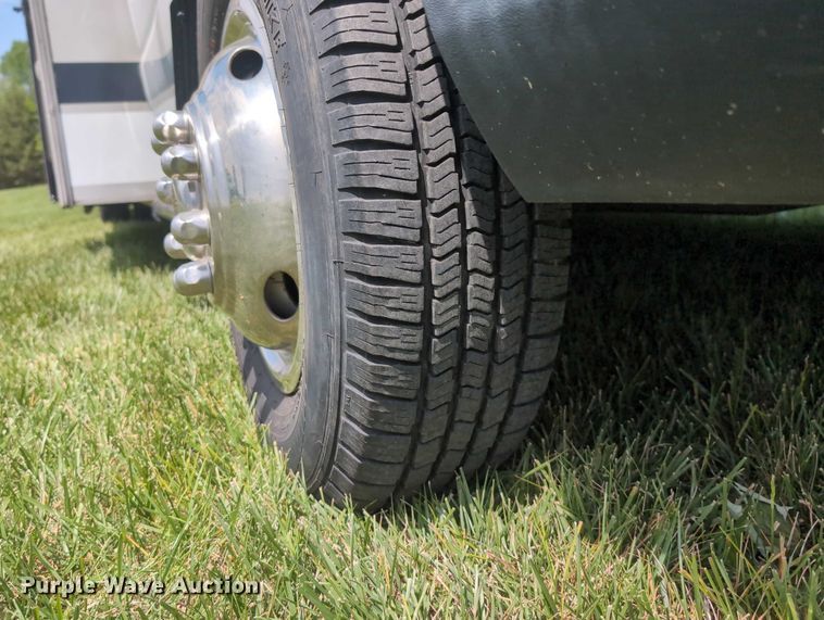 image for item DT1756 2013 Ford F450 RV