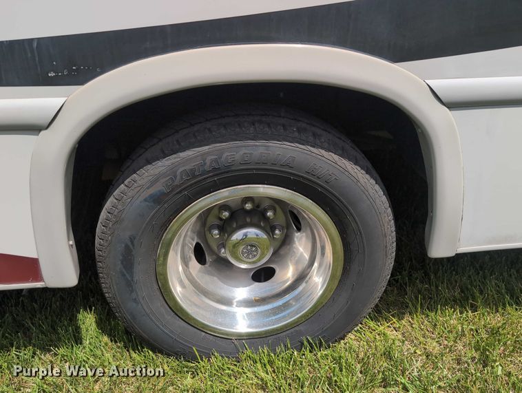image for item DT1756 2013 Ford F450 RV