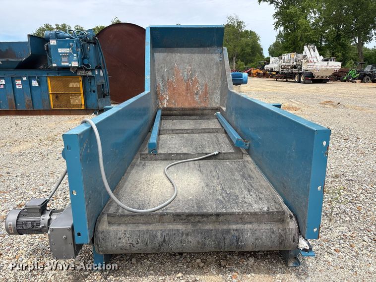 image for item DV4251 Marathon baler