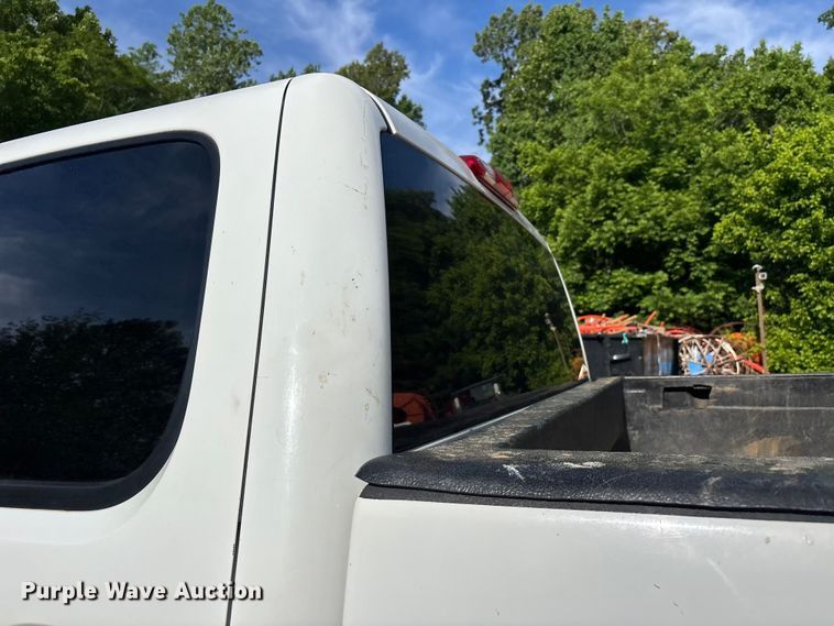 image for item DV4300 2009 GMC Sierra 2500HD Crew Cab pickup truck