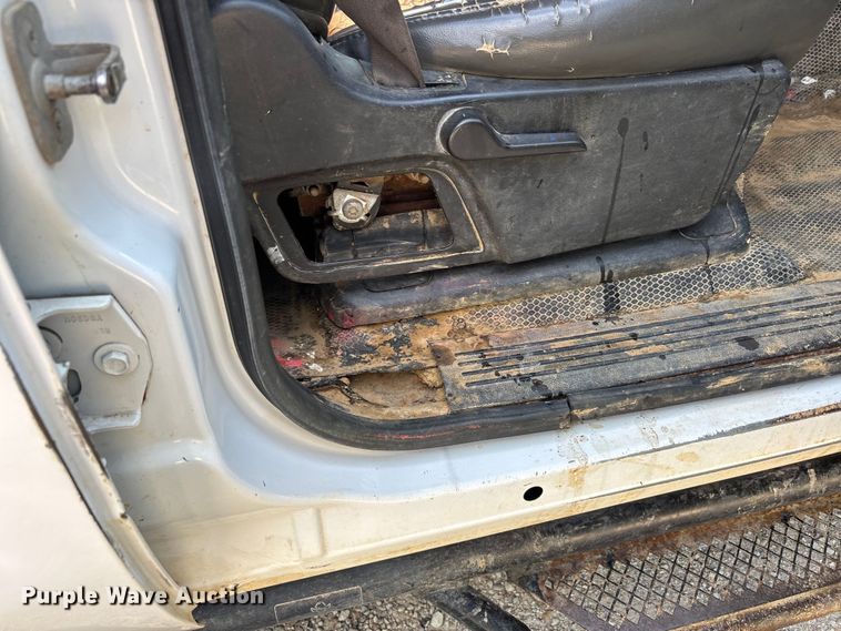 image for item DV4300 2009 GMC Sierra 2500HD Crew Cab pickup truck