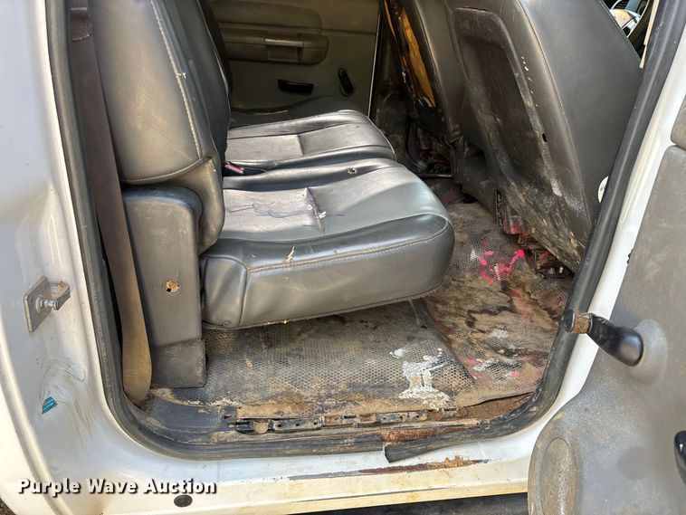 image for item DV4300 2009 GMC Sierra 2500HD Crew Cab pickup truck