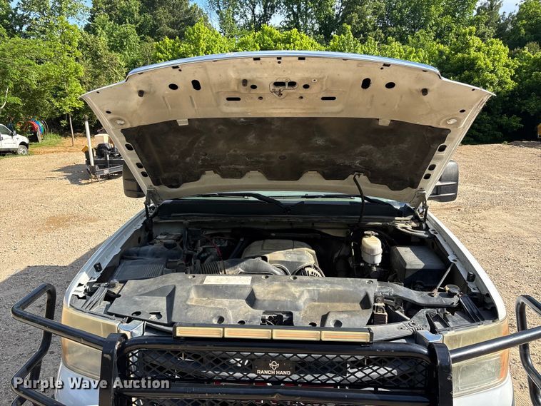 image for item DV4300 2009 GMC Sierra 2500HD Crew Cab pickup truck