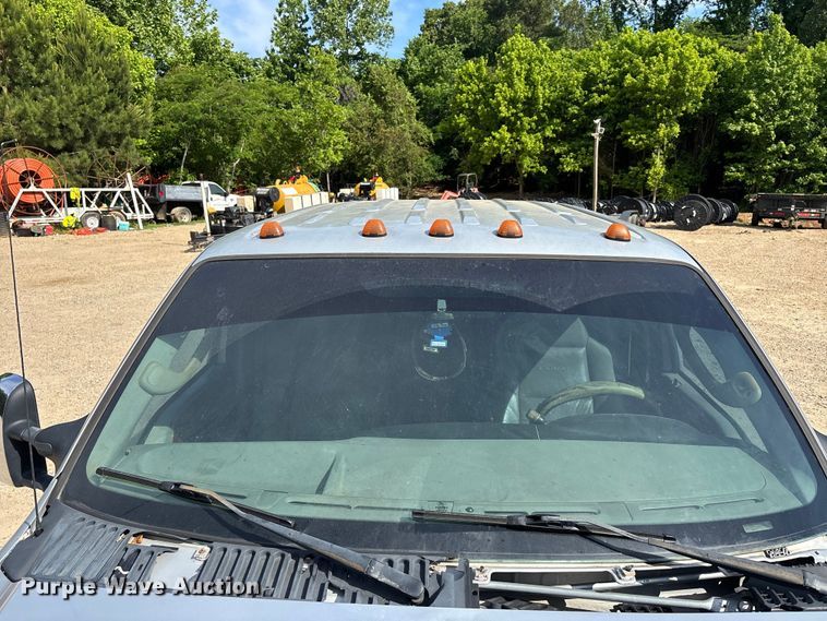 image for item DV4302 2007 Ford F350 Super Duty Crew Cab pickup truck