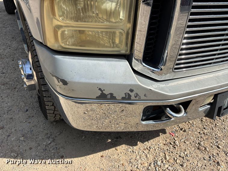 image for item DV4302 2007 Ford F350 Super Duty Crew Cab pickup truck