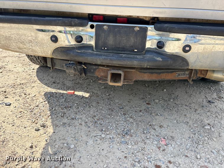 image for item DV4302 2007 Ford F350 Super Duty Crew Cab pickup truck
