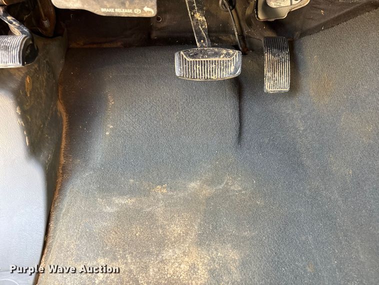 image for item DV4302 2007 Ford F350 Super Duty Crew Cab pickup truck