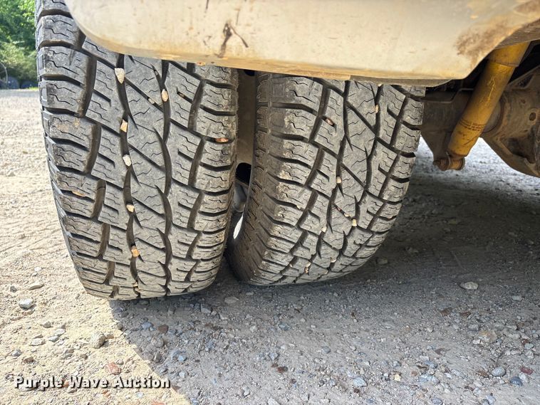 image for item DV4302 2007 Ford F350 Super Duty Crew Cab pickup truck