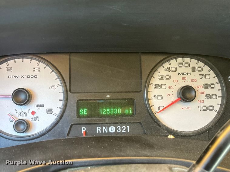 image for item DV4302 2007 Ford F350 Super Duty Crew Cab pickup truck