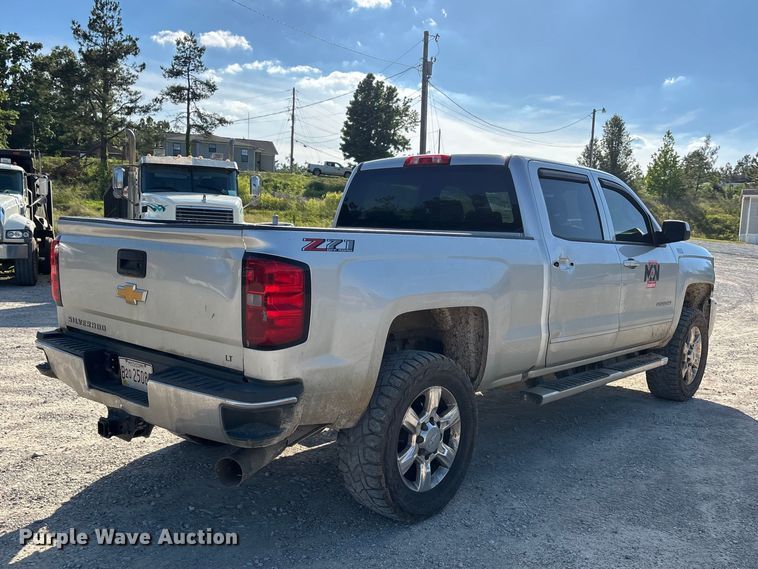 image for item DV4306 2019 Chevrolet Silverado 2500HD Crew Cab pickup truck