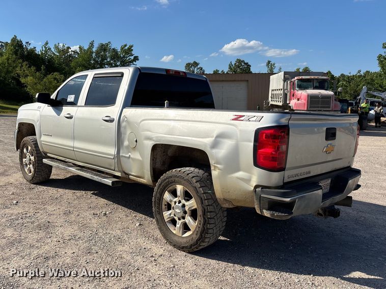 image for item DV4306 2019 Chevrolet Silverado 2500HD Crew Cab pickup truck