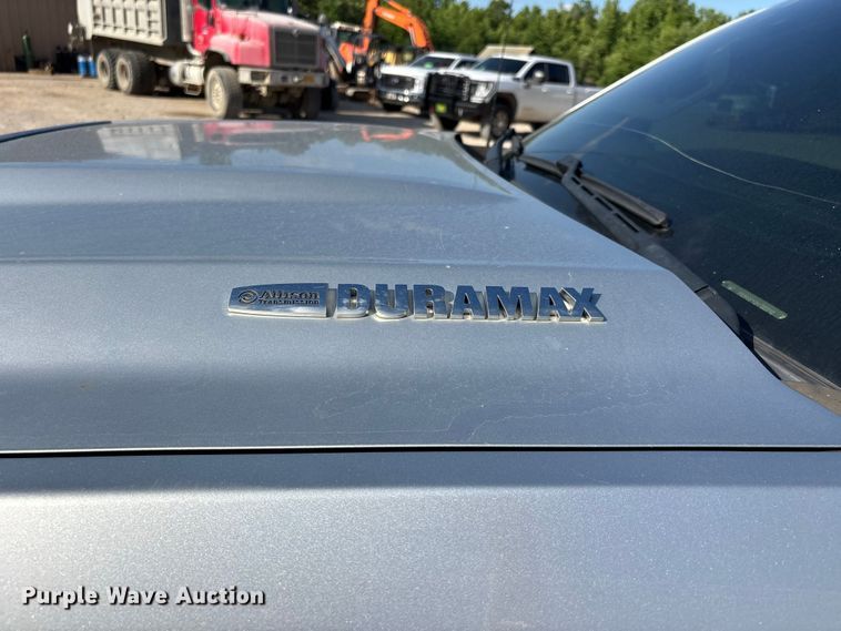 image for item DV4306 2019 Chevrolet Silverado 2500HD Crew Cab pickup truck
