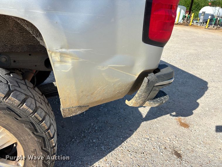 image for item DV4306 2019 Chevrolet Silverado 2500HD Crew Cab pickup truck