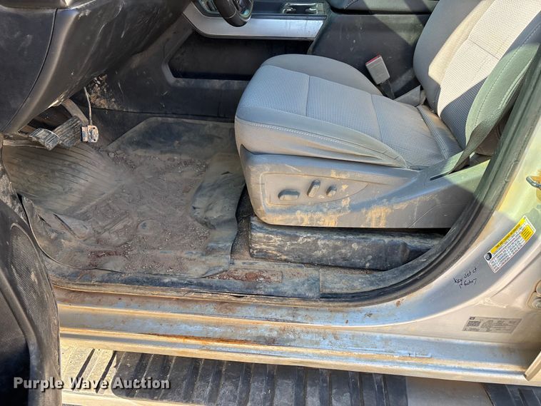 image for item DV4306 2019 Chevrolet Silverado 2500HD Crew Cab pickup truck