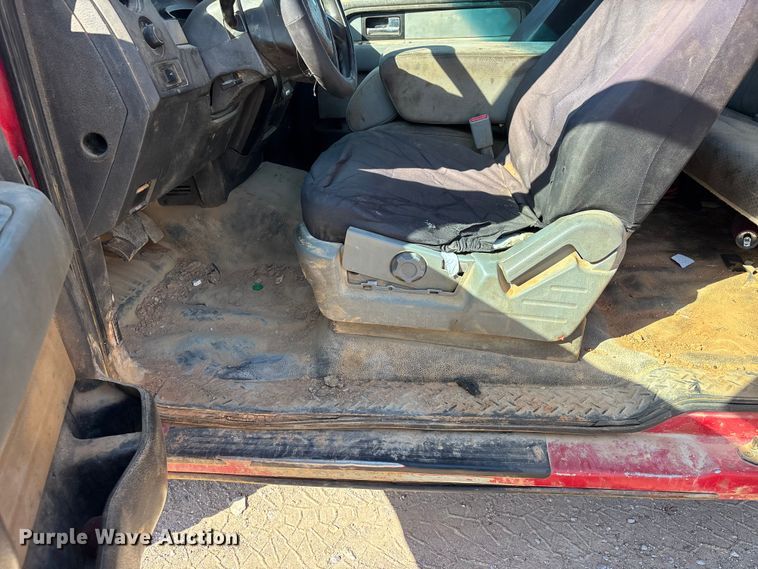 image for item DV4307 2013 Ford F150 Ext. Cab pickup truck