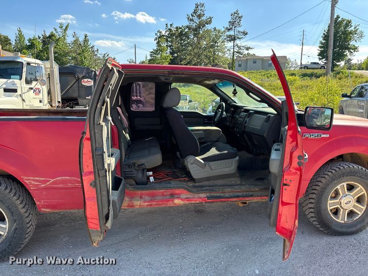 image for item DV4307 2013 Ford F150 Ext. Cab pickup truck