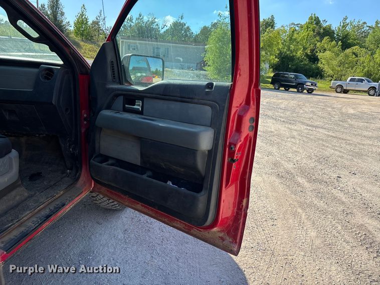 image for item DV4307 2013 Ford F150 Ext. Cab pickup truck