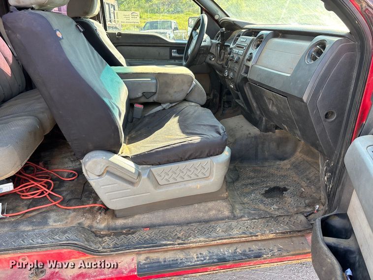 image for item DV4307 2013 Ford F150 Ext. Cab pickup truck