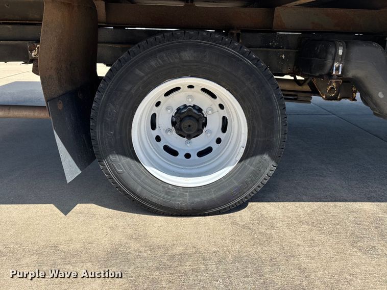 image for item DV4342 2010 Freightliner Sprinter box truck