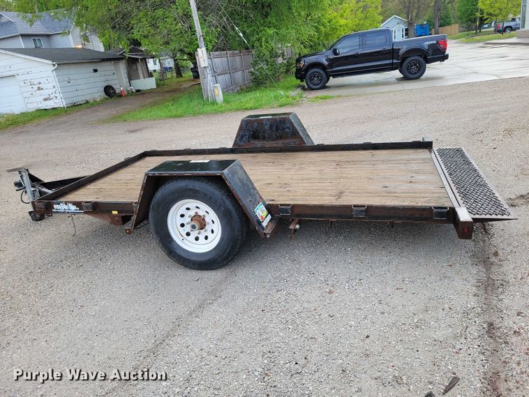 image for item DZ7086 2014 Red Oak Mfg tilt deck equipment trailer