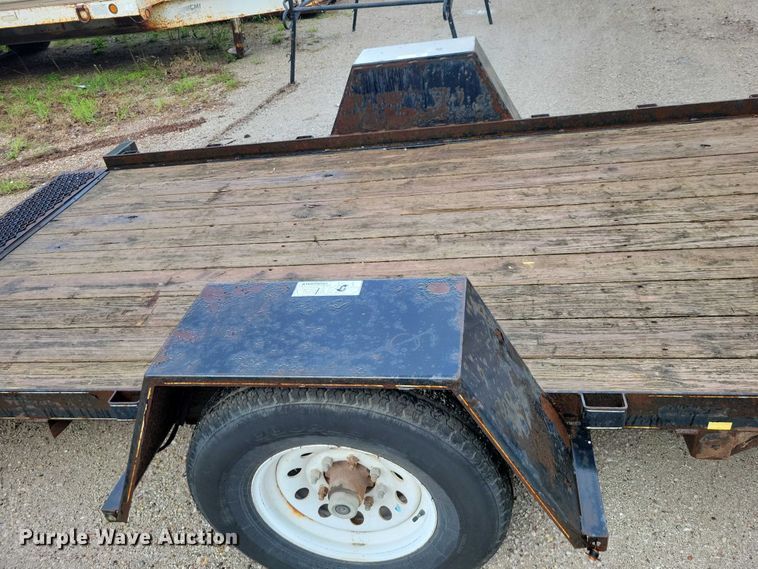 image for item DZ7086 2014 Red Oak Mfg tilt deck equipment trailer