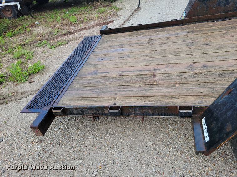 image for item DZ7086 2014 Red Oak Mfg tilt deck equipment trailer
