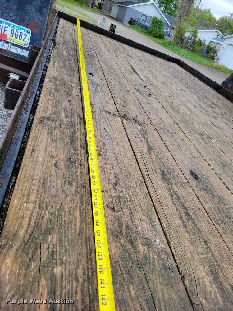 image for item DZ7086 2014 Red Oak Mfg tilt deck equipment trailer