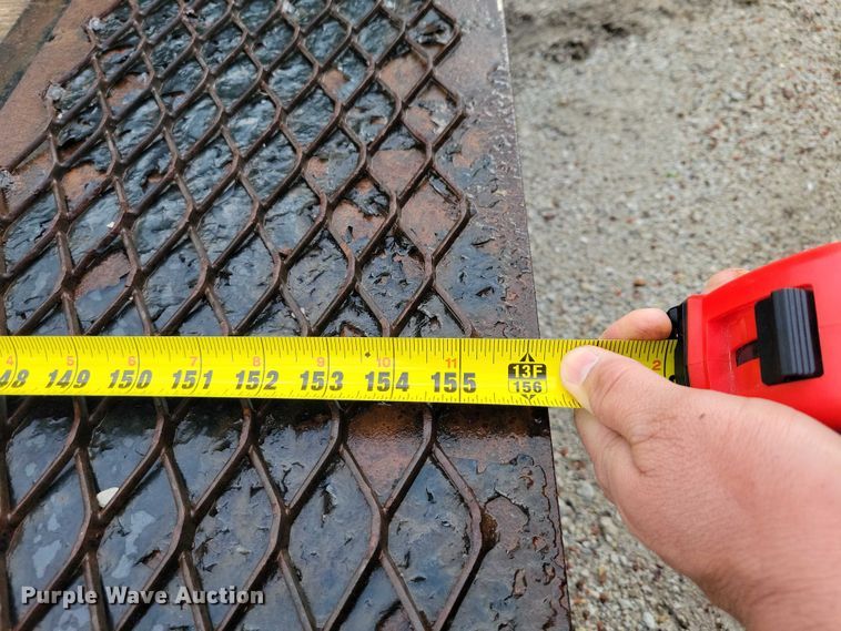 image for item DZ7086 2014 Red Oak Mfg tilt deck equipment trailer
