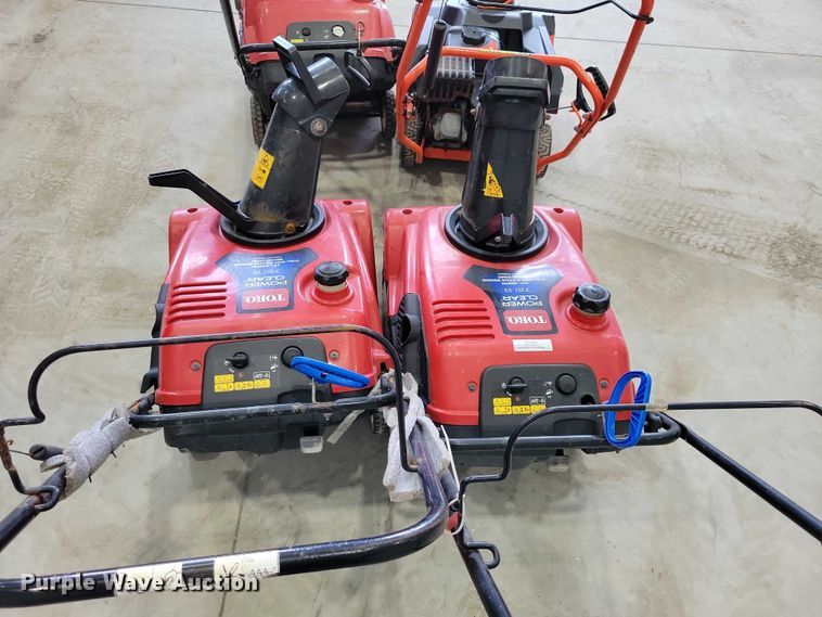 image for item DZ7110 (4) Toro Clean Power 721 R snow blowers