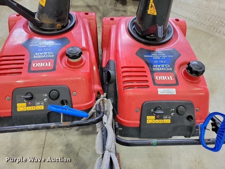 image for item DZ7110 (4) Toro Clean Power 721 R snow blowers