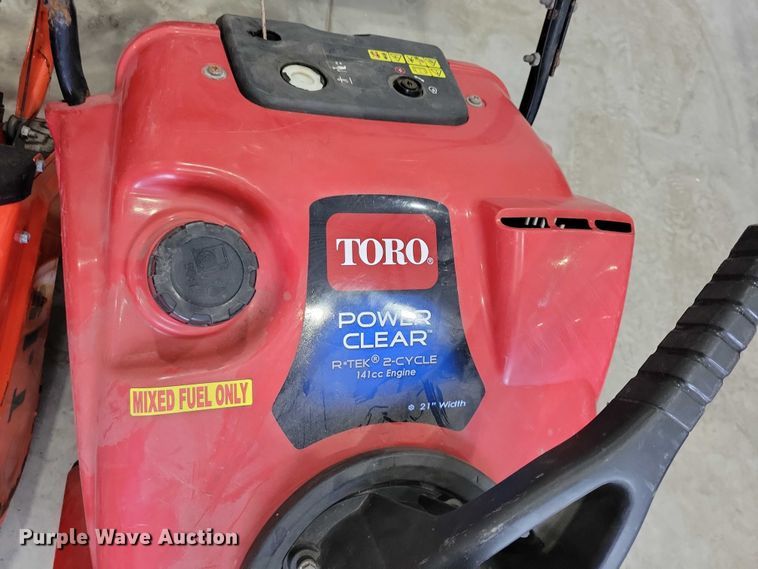 image for item DZ7110 (4) Toro Clean Power 721 R snow blowers