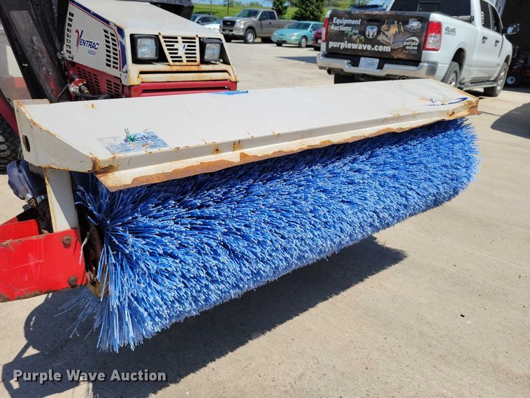 image for item DZ7112 2017 Ventrac 4500P broom