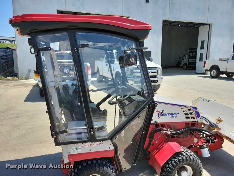 image for item DZ7112 2017 Ventrac 4500P broom