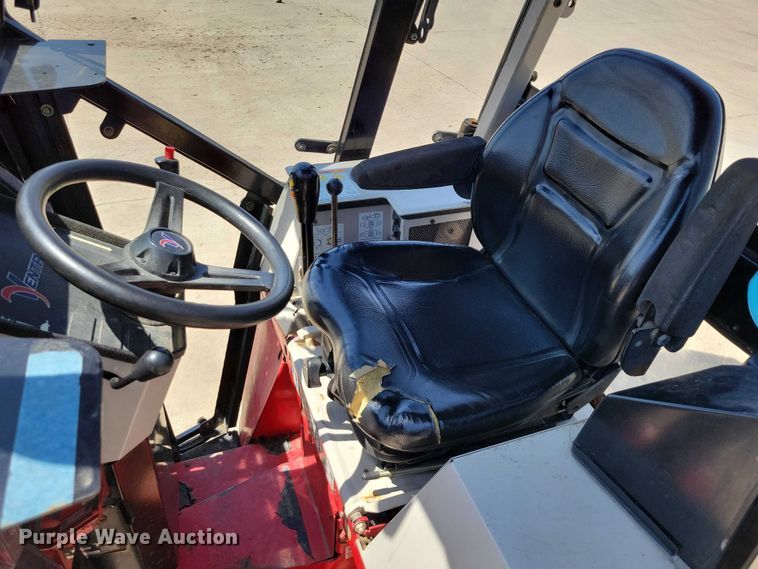 image for item DZ7112 2017 Ventrac 4500P broom