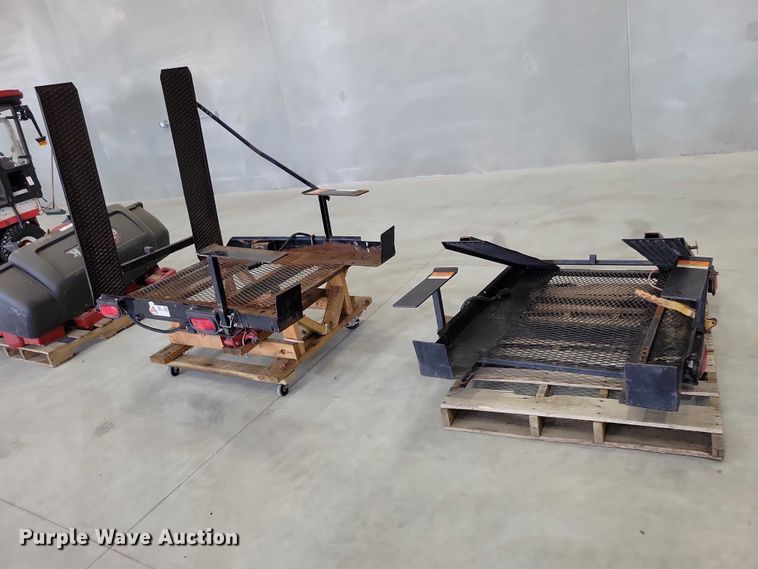 image for item DZ7114 (2) B&B Tech fertilizer spreader racks