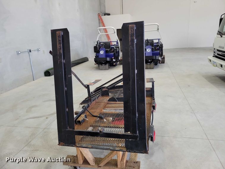 image for item DZ7114 (2) B&B Tech fertilizer spreader racks