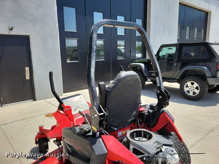 image for item DZ7116 2022 Gravely Pro Turn 672 ZTR lawn mower