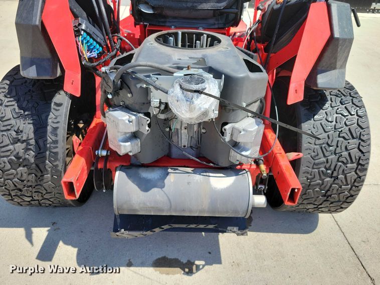 image for item DZ7116 2022 Gravely Pro Turn 672 ZTR lawn mower