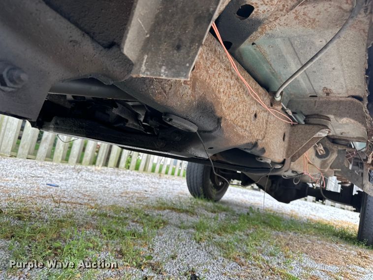 image for item EA4853 2003 Dodge Ram 2500 Crew Cab pickup truck